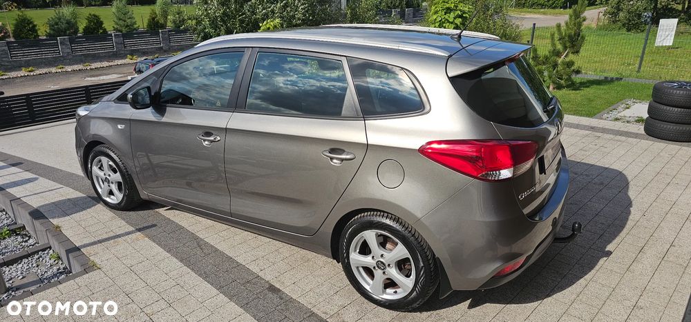 Kia Carens 1.6 GDI L 7os EU6 - 33