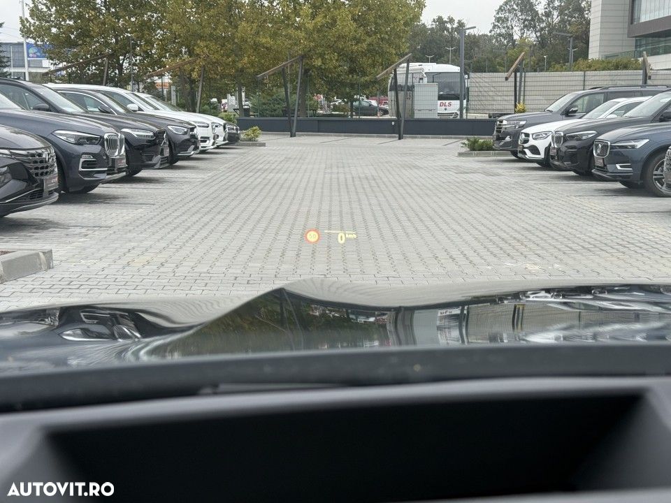 BMW X6 M M50i - 25