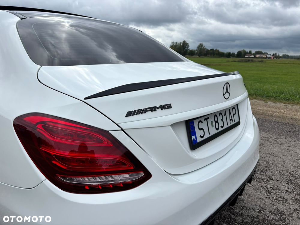 Mercedes-Benz Klasa C AMG 43 4Matic 9G-TRONIC - 11