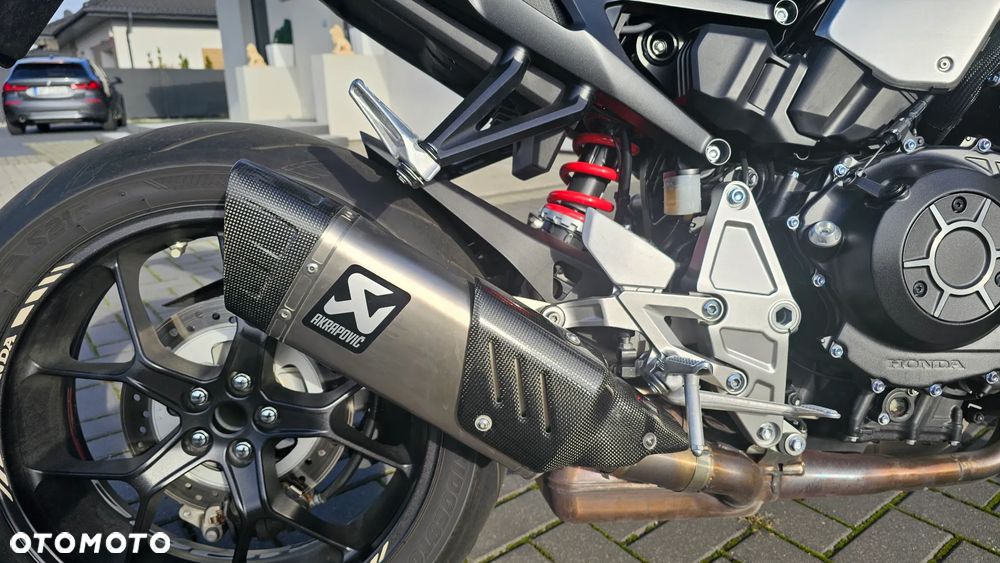 Honda CB - 9