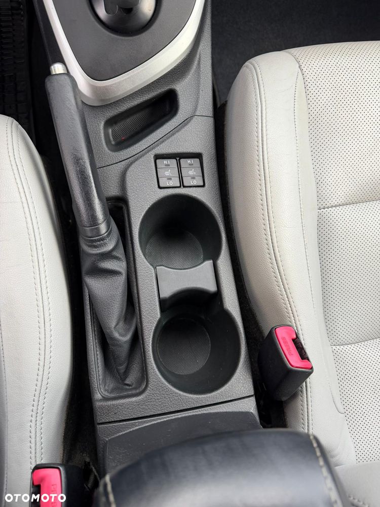 Toyota Auris - 12