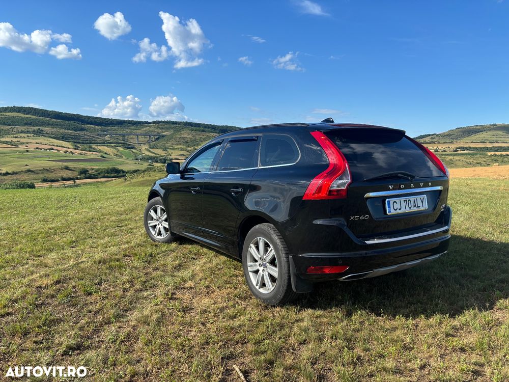 Volvo XC 60 D5 AWD Geartronic Kinetic - 14