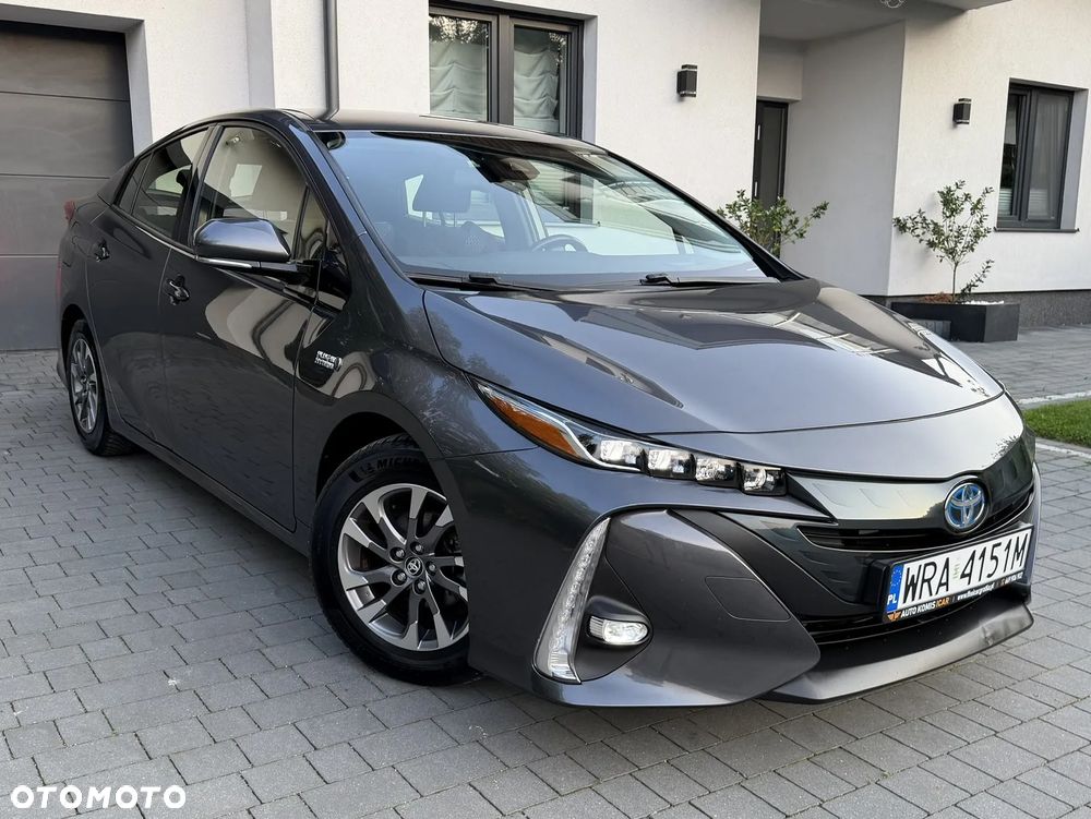 Toyota Prius Hybrid Executive - 4
