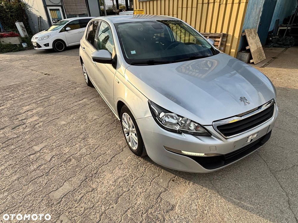 Peugeot 308 - 15