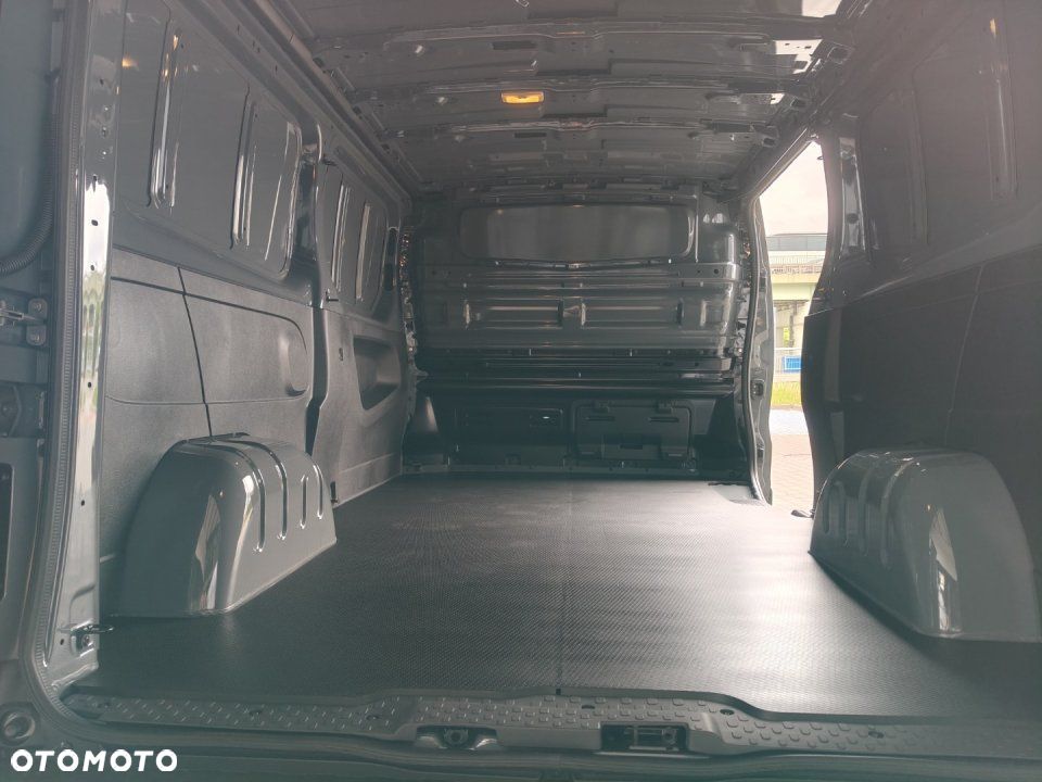 Renault Trafic - 7