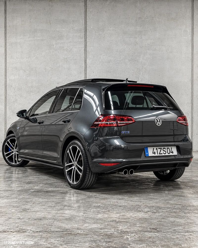 VW Golf - 5