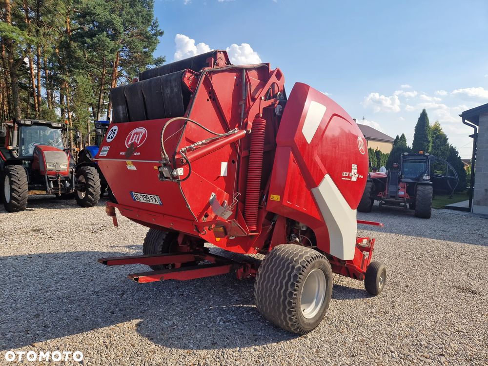 Claas VARIANT 380 - 4
