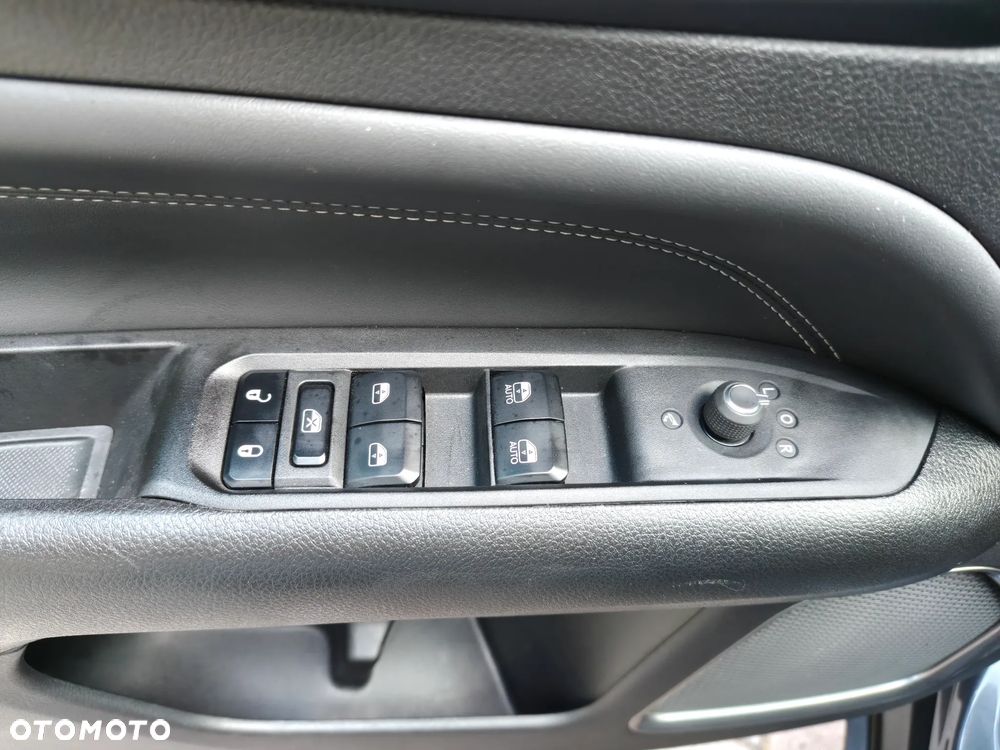 Jeep Compass 1.5 T4 mHEV Limited FWD S&S DCT - 24