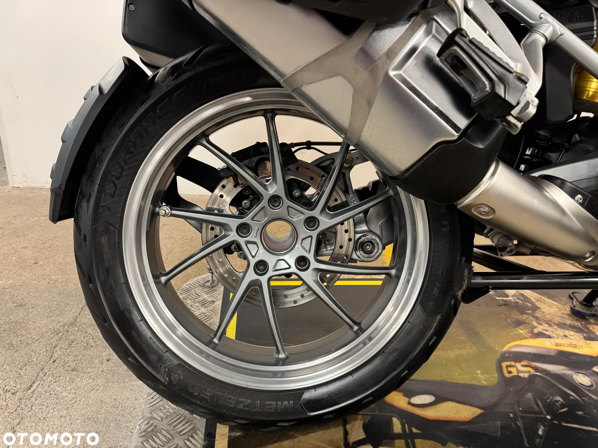 BMW R - 15