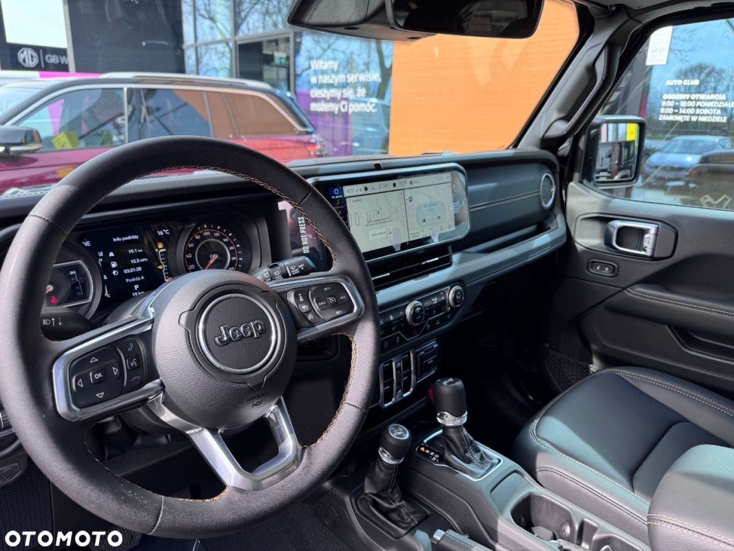 Jeep Wrangler - 8