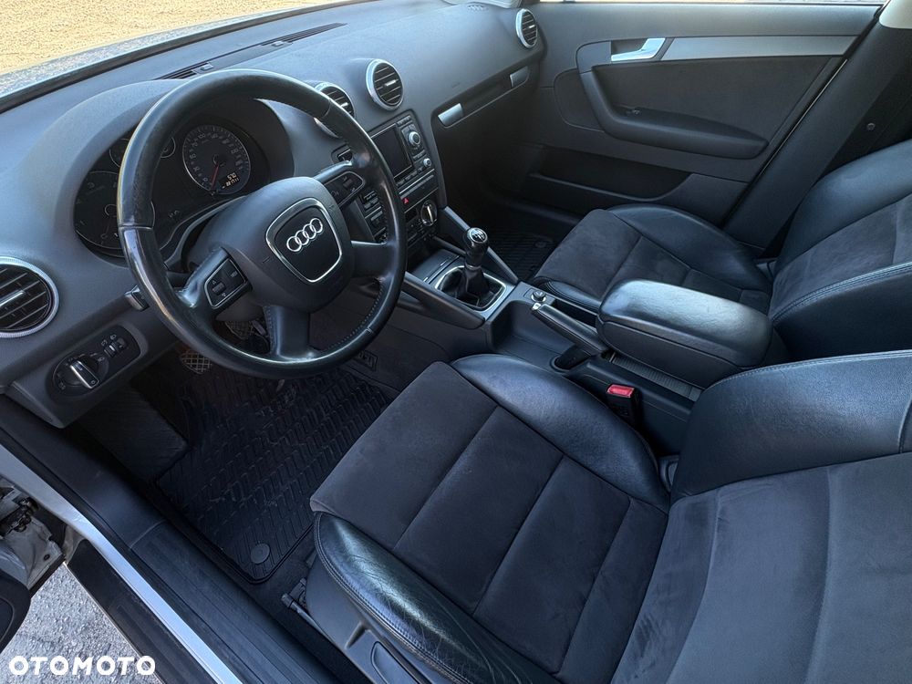 Audi A3 Sportback - 7