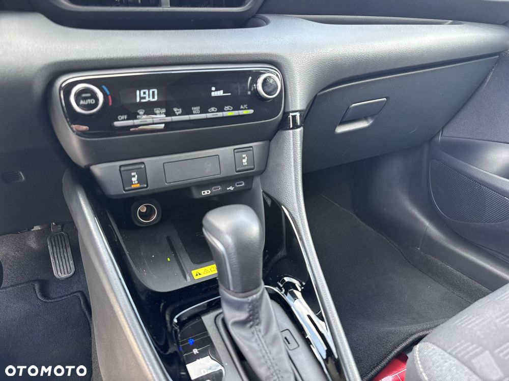 Toyota Yaris Hybrid 1.5 Style - 20