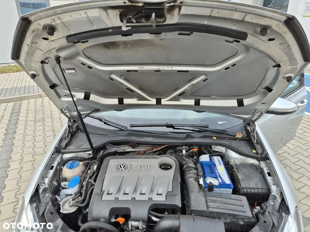 Volkswagen Golf VI 2.0 TDI GTD - 32