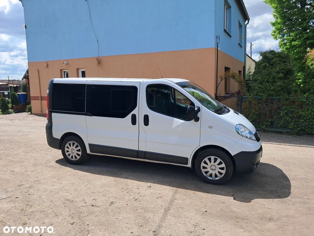 Opel Vivaro - 6