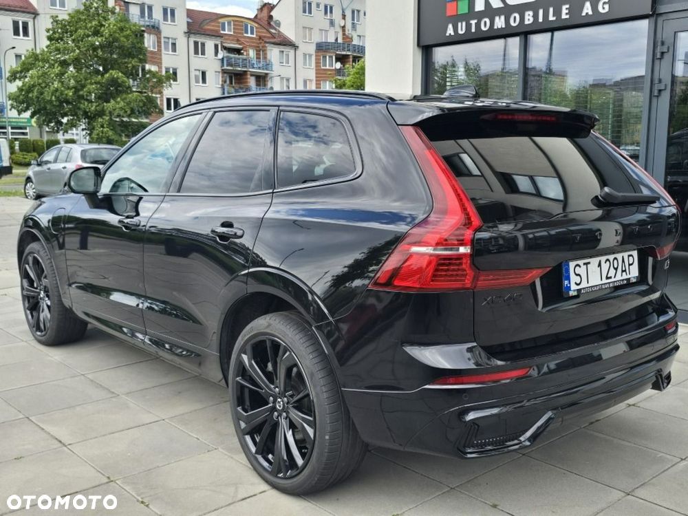 Volvo XC 60 T8 AWD Plus Black Edition - 2