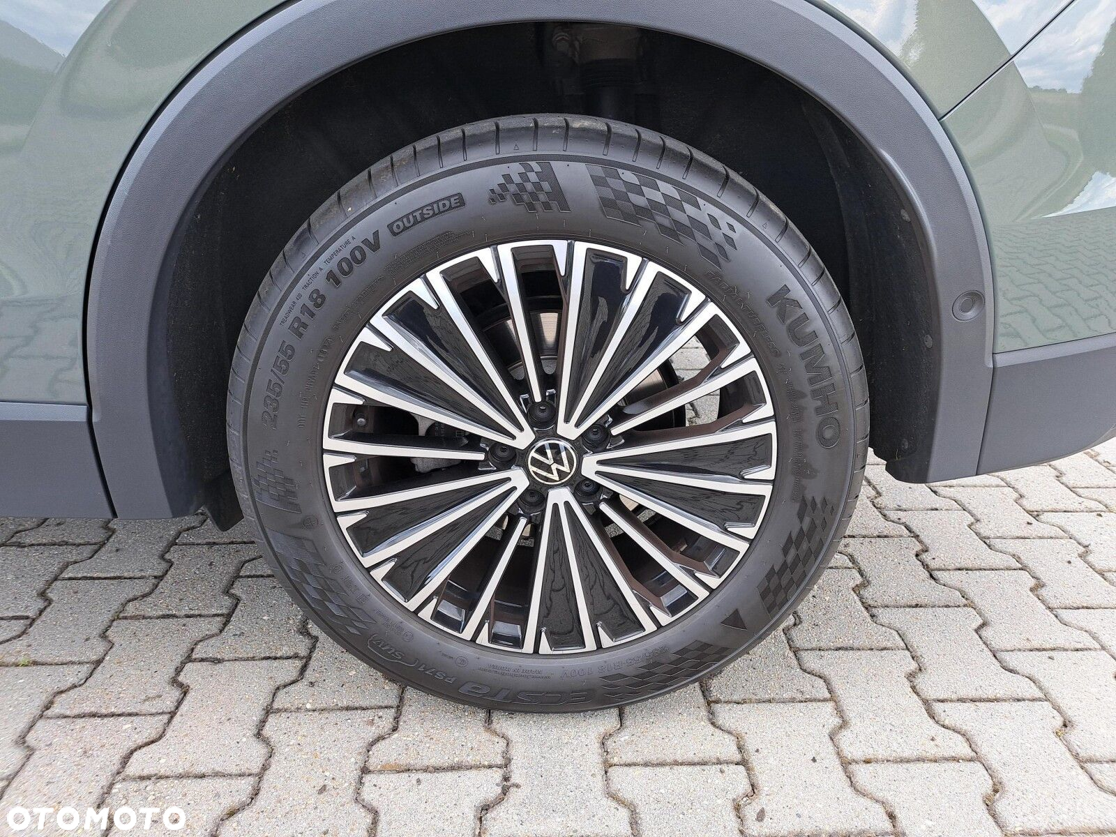 Volkswagen Tiguan - 14