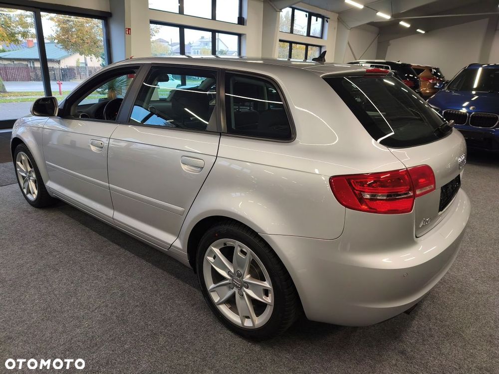 Audi A3 Sportback 1.6 Attraction - 5