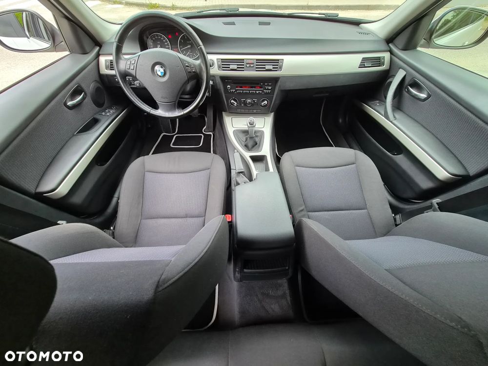 BMW Seria 3 - 7