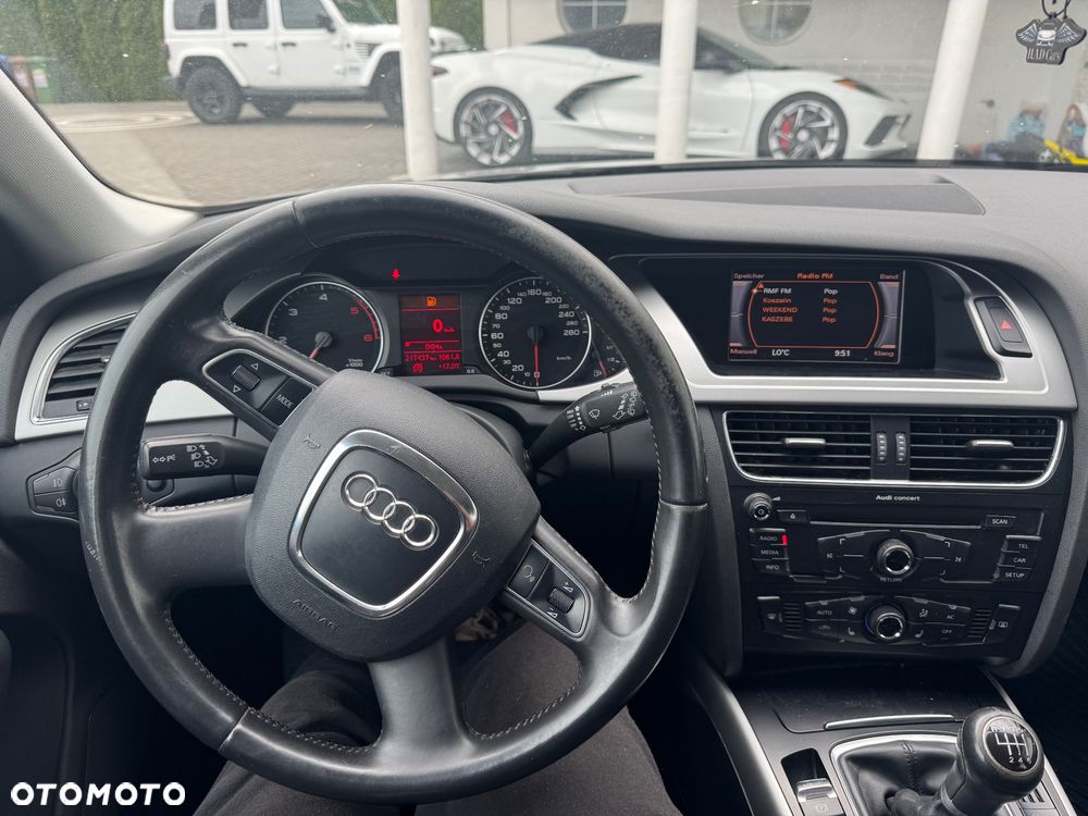 Audi A4 Avant 2.0 TDI DPF Attraction - 9