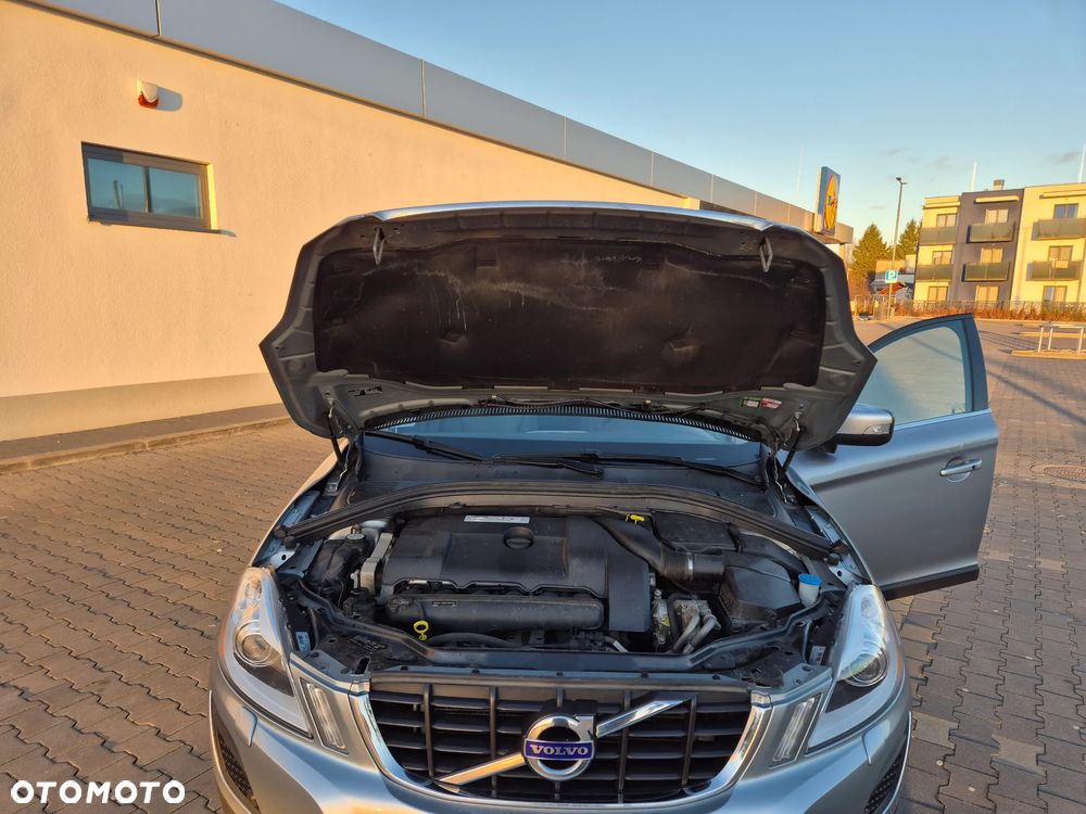 Volvo XC 60 T6 AWD Kinetic - 3
