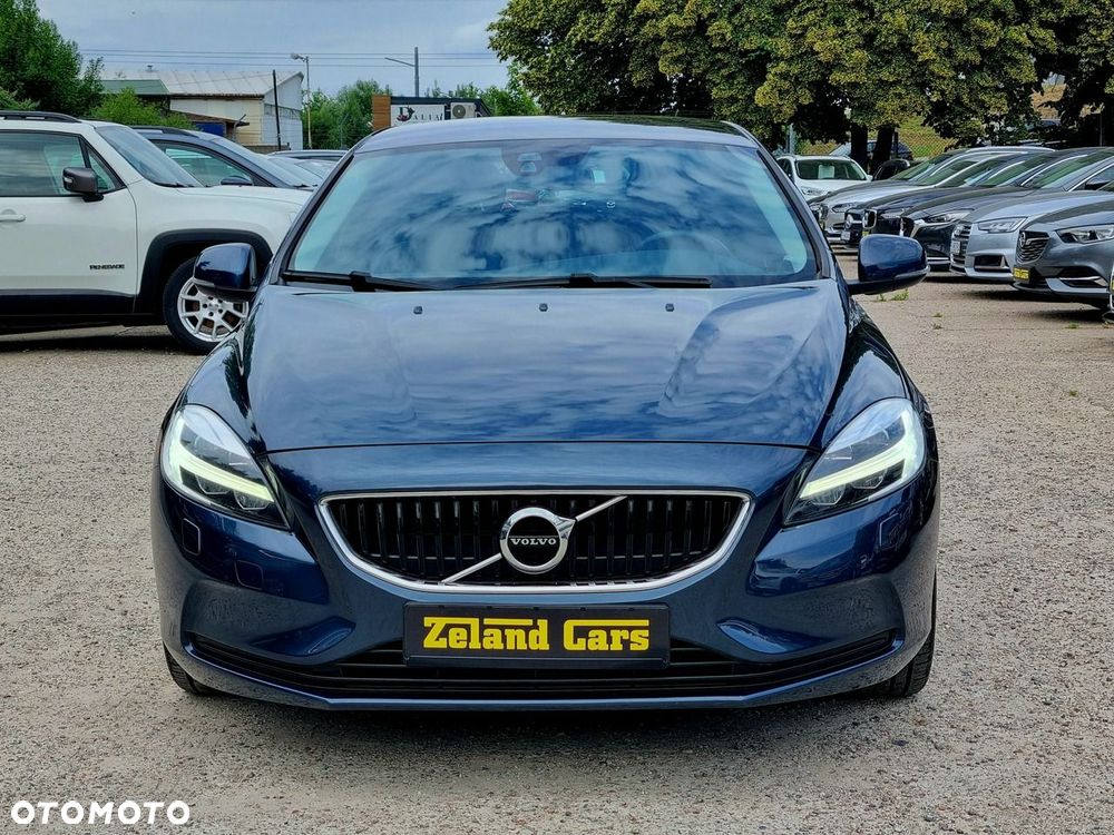 Volvo V40 D2 Momentum - 2