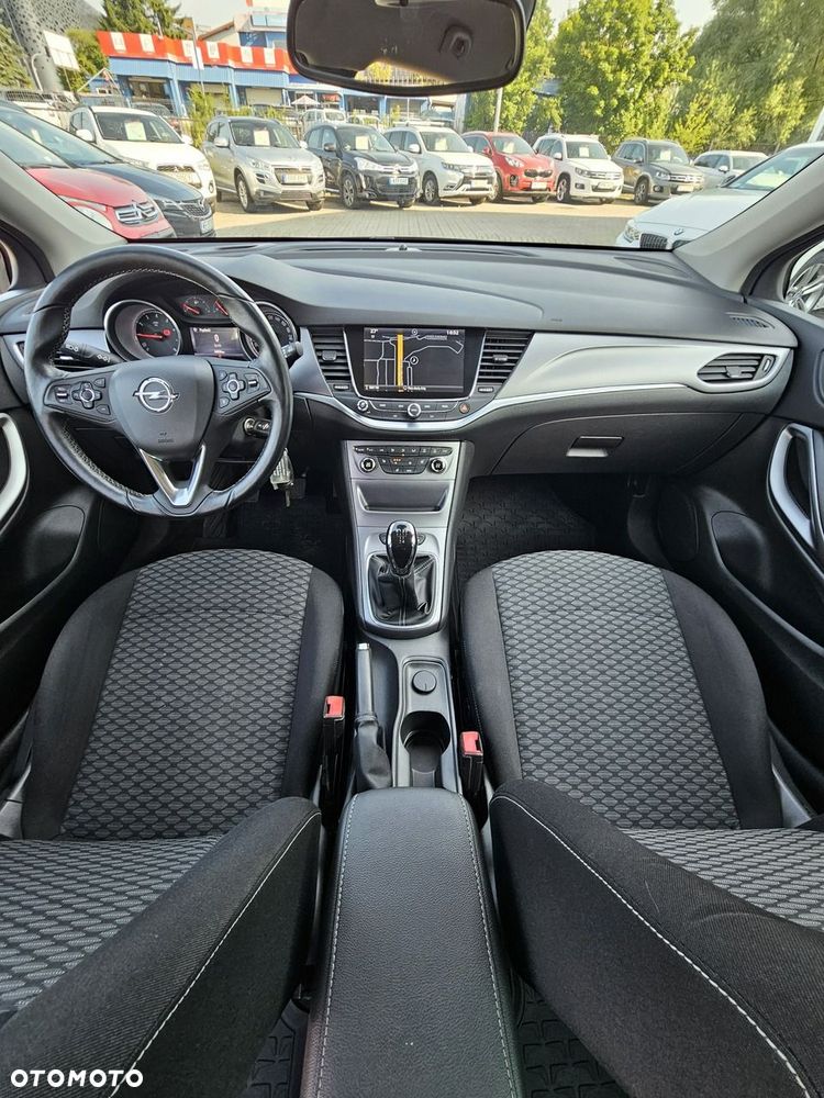 Opel Astra - 18