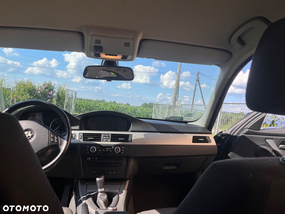 BMW Seria 3 320d - 13
