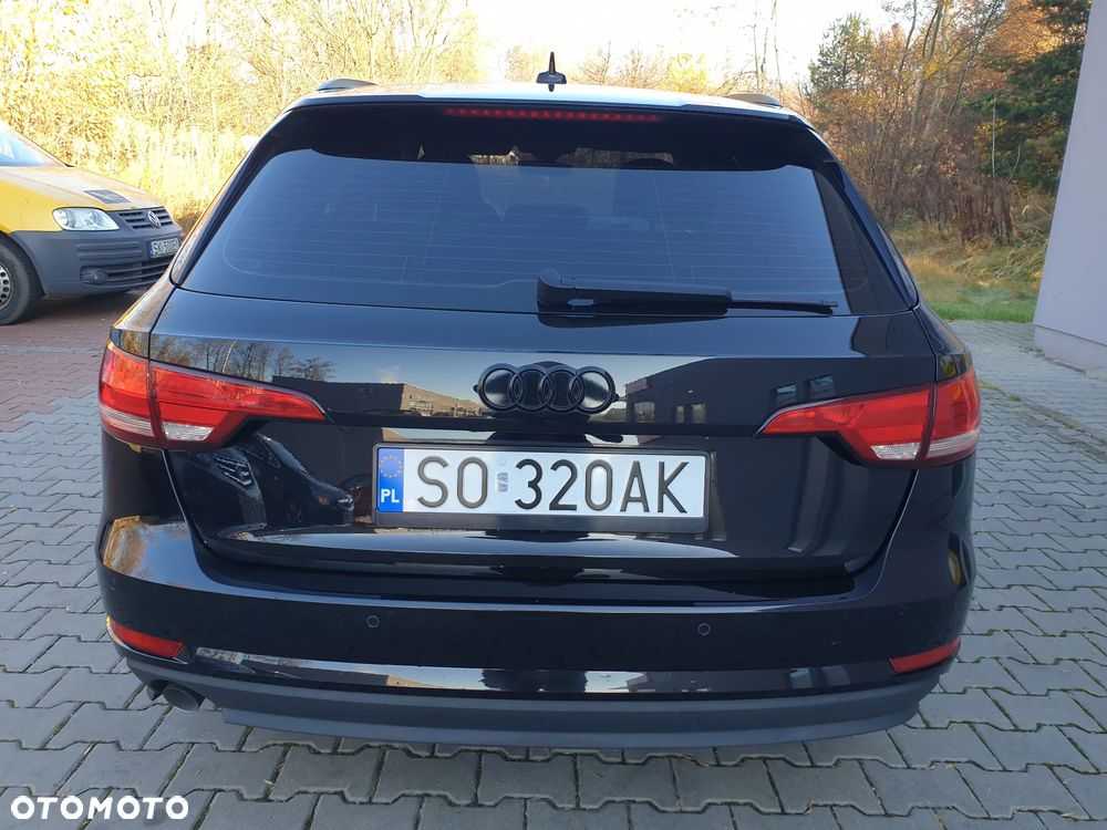 Audi A4 Avant 2.0 TDI ultra design - 17