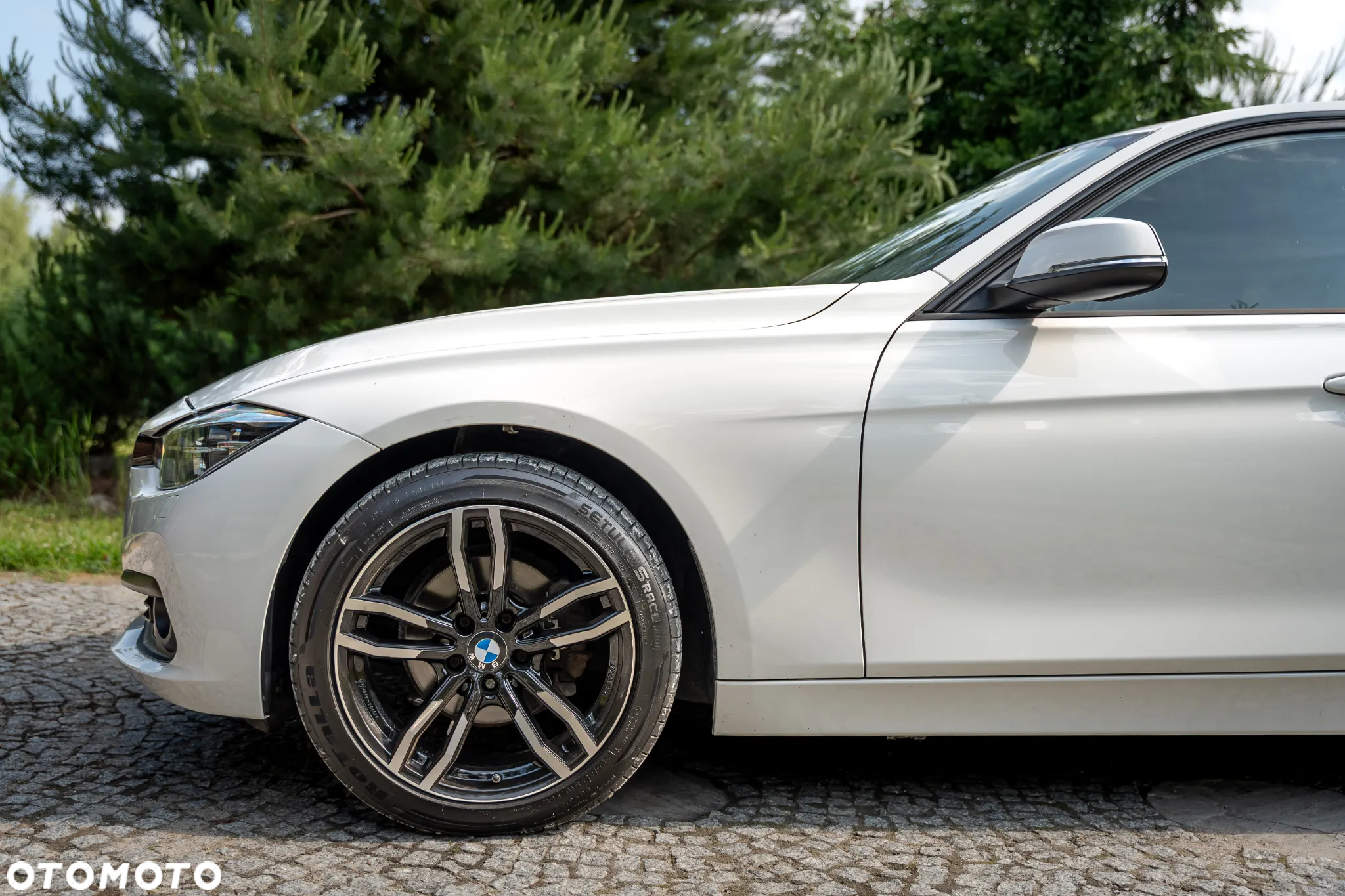 BMW Seria 3 318d M Sport - 15