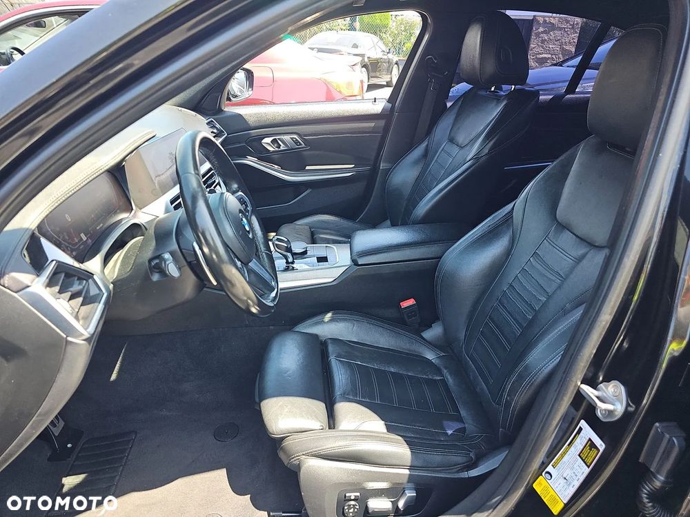 BMW Seria 3 330i M Sport - 7