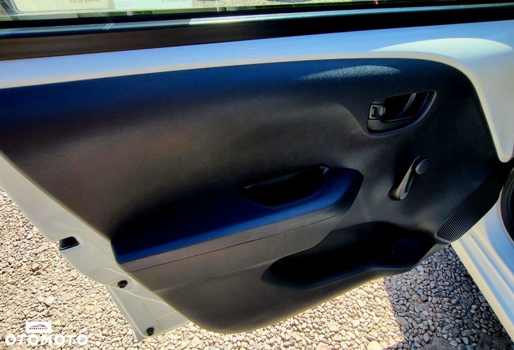 Toyota Aygo - 12