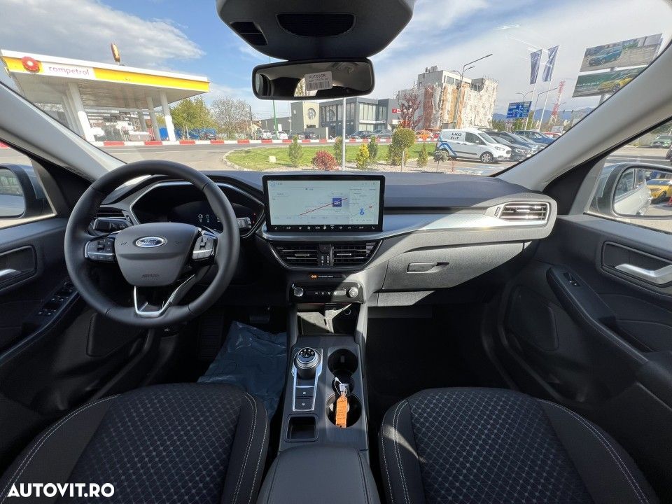 Ford Kuga - 13