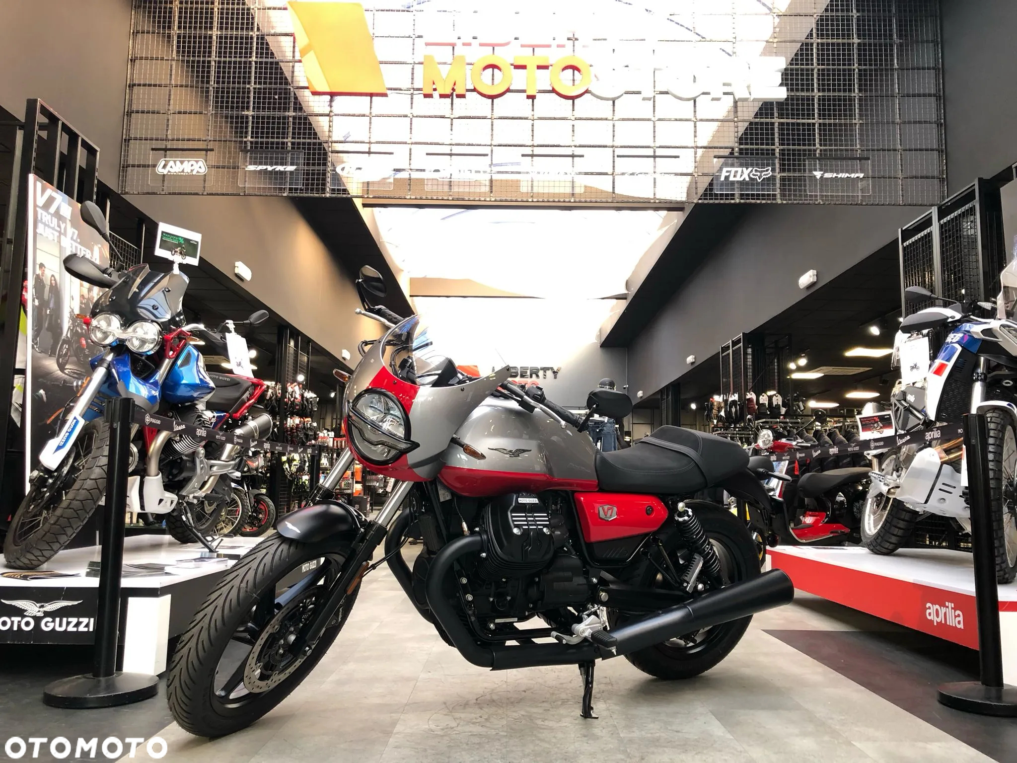 Moto Guzzi V7 - 2