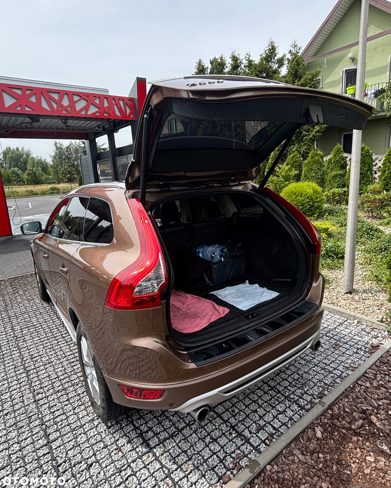 Volvo XC 60 2.4D AWD RDesign - 30