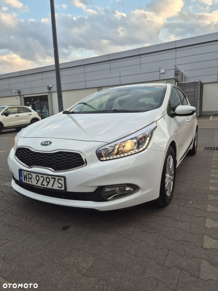 Kia Ceed Cee'd 1.6 GDI L - 2