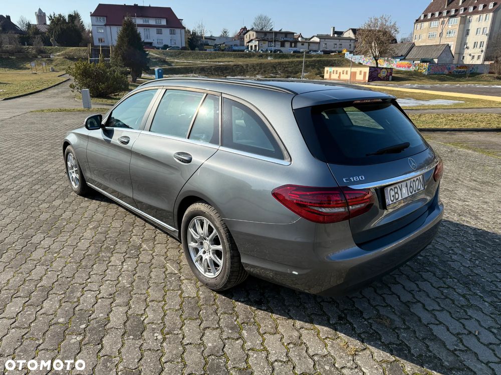 Mercedes-Benz Klasa C 180 - 12