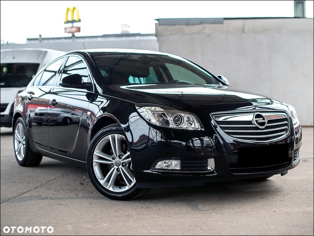 Opel Insignia - 1