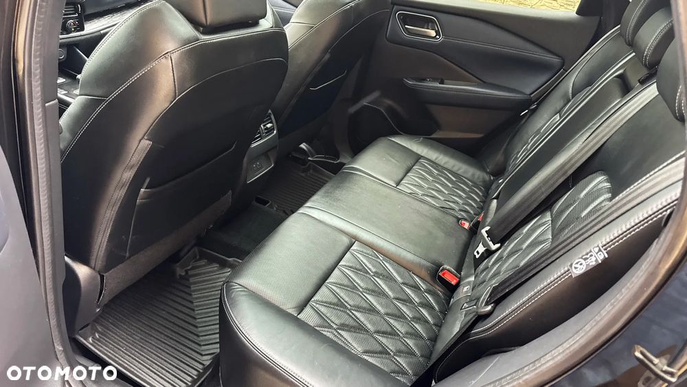 Nissan Qashqai 1.3 DIG-T MHEV Xtronic Tekna+ - 19