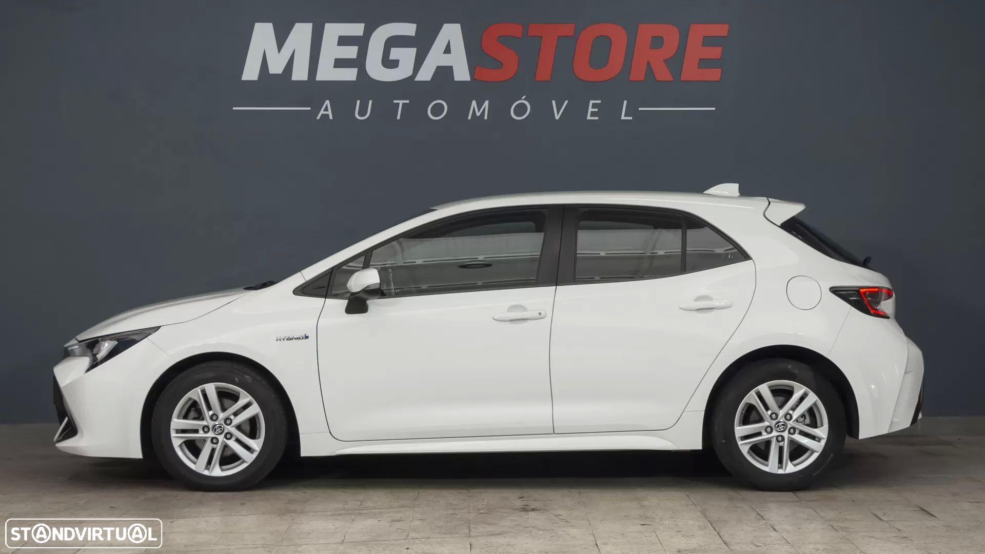 Toyota Corolla 1.8 Hybrid Comfort - 4