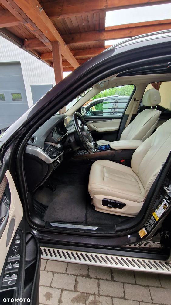 BMW X5 3.5i xDrive - 17