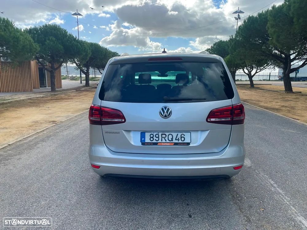VW Sharan 2.0 TDI Blue Highline DSG - 36