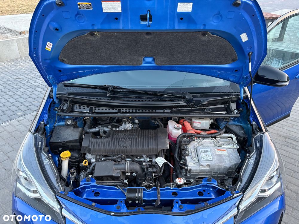 Toyota Yaris Hybrid 100 Selection Passion - 21