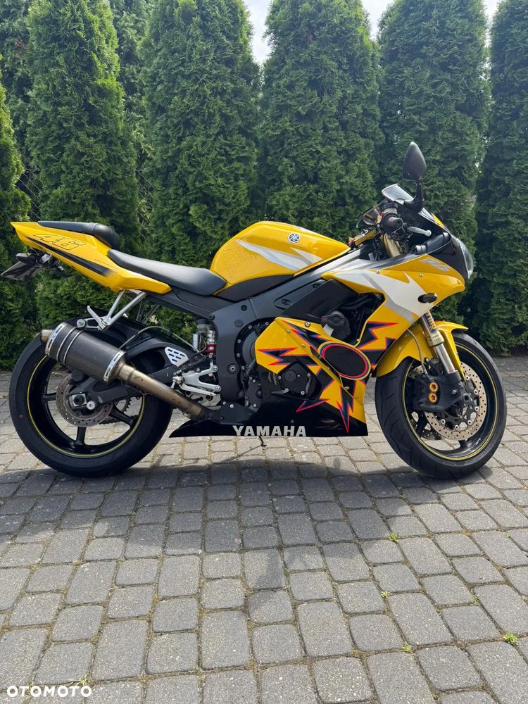 Yamaha R6 - 2