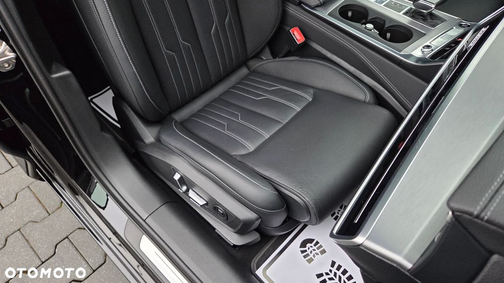 Audi A6 Avant 55 TFSI e quattro S tronic S line - 12