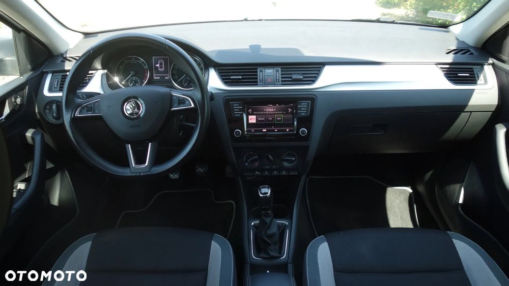 Skoda RAPID Spb 1.0 TSI Ambition - 19