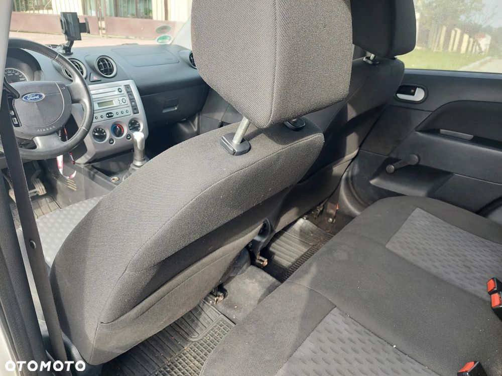 Ford Fiesta 1.4 - 14