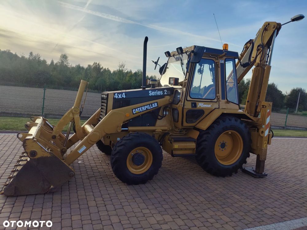 Caterpillar 428B , KOPARKO-ŁADOWARKA  , NOWE OPONY , Z FIRMY PAŃSTWOWEJ , STAN SUPER - 20