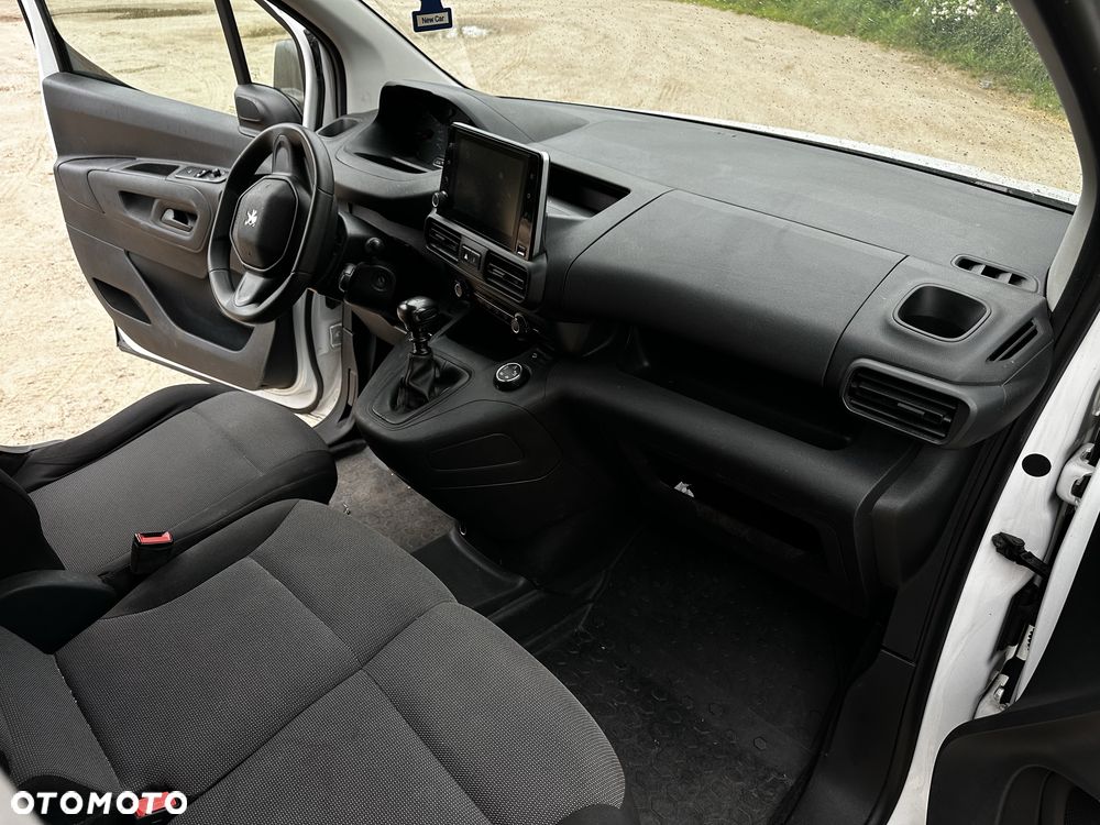 Peugeot Partner - 8