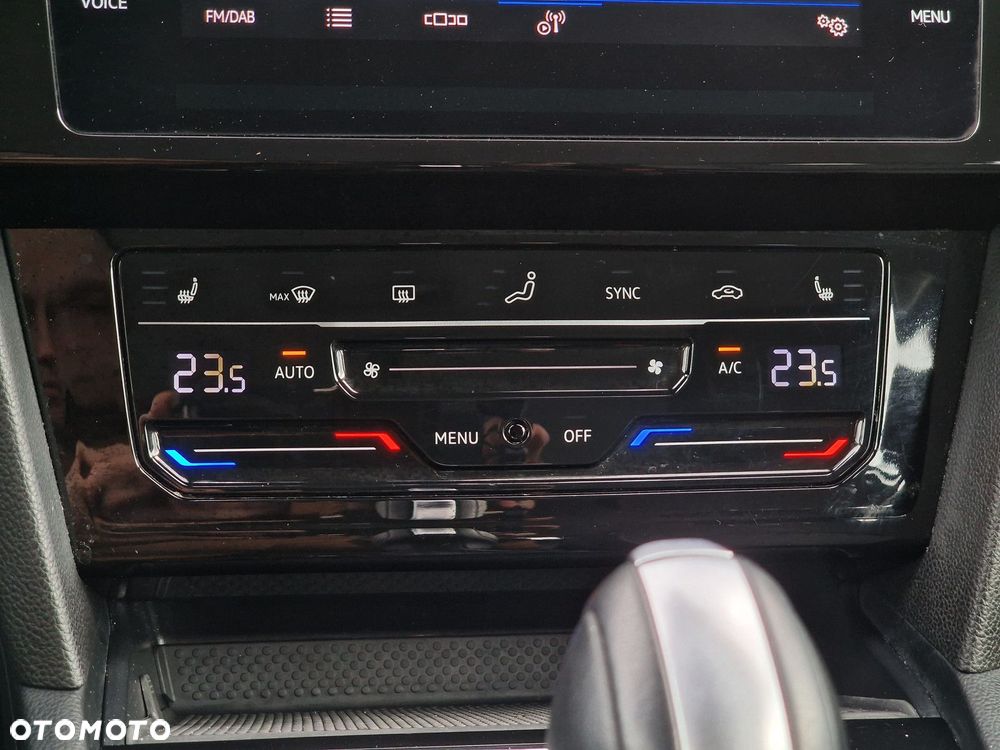 Volkswagen Passat 1.5 TSI EVO Business DSG - 27