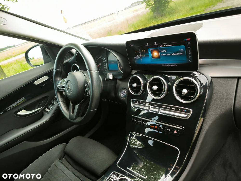 Mercedes-Benz Klasa C 200 d 9G-TRONIC - 20